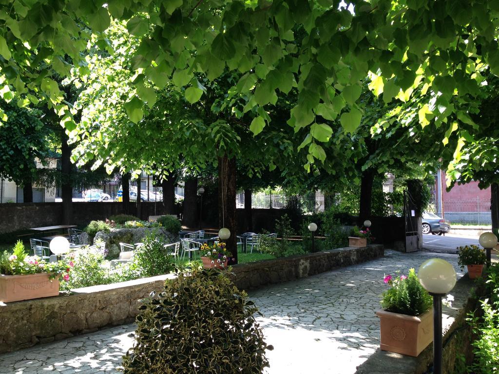 Hotel Fabbrini Abbadia San Salvator Exterior foto