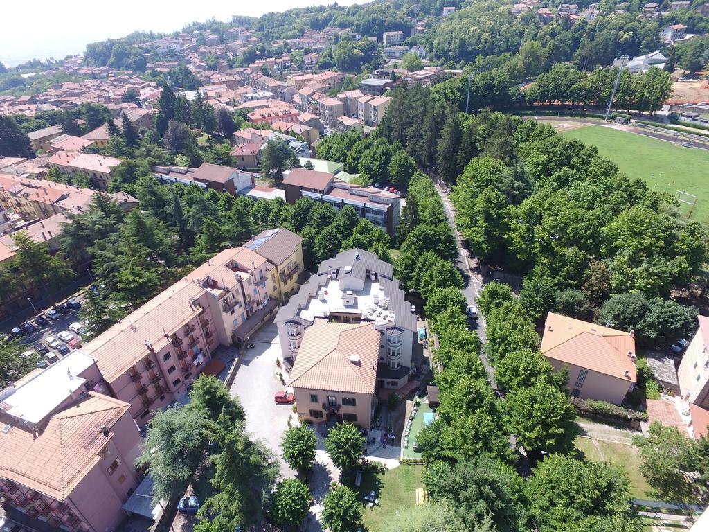 Hotel Fabbrini Abbadia San Salvator Exterior foto